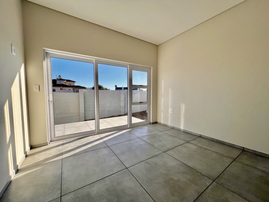 4 Bedroom Property for Sale in Myburgh Park Western Cape